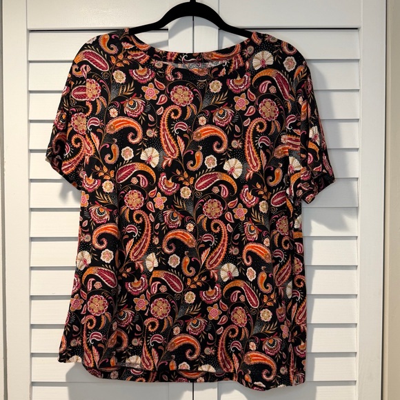 LOFT Paisley Floral Short Sleeve Tee Size XL - Picture 3 of 16